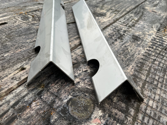 Custom stainless steel flame tamer replacement for a gas braai